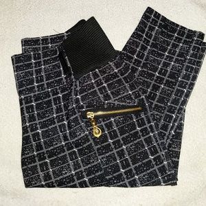 Plaid print leggings with pockets!